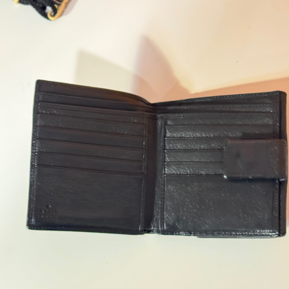 Gucci Black Leather Wallet with Pink Logo - Picture 5 of 15